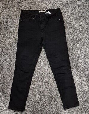 Levi's 711 Ankle Black Women's Skinny Jeans - Sleek Stretch Denim